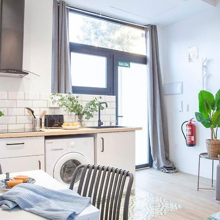 Al5 Seaside Bliss-Stylish Loft Steps From Malvarrosa Valencia Kültér fotó